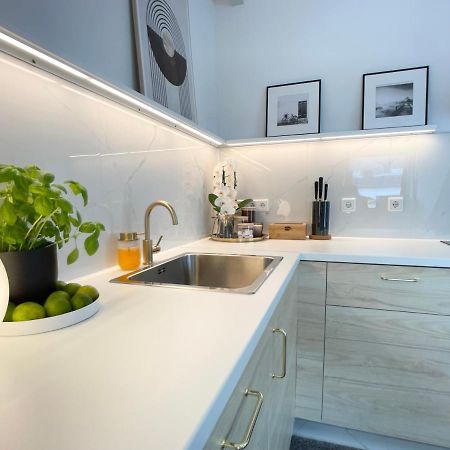 M-Style 04 Apartment Mit Balkon Und Gasgrill, 24H Self-Check-In, Free Parking, Netflix نورنبيرغ المظهر الخارجي الصورة