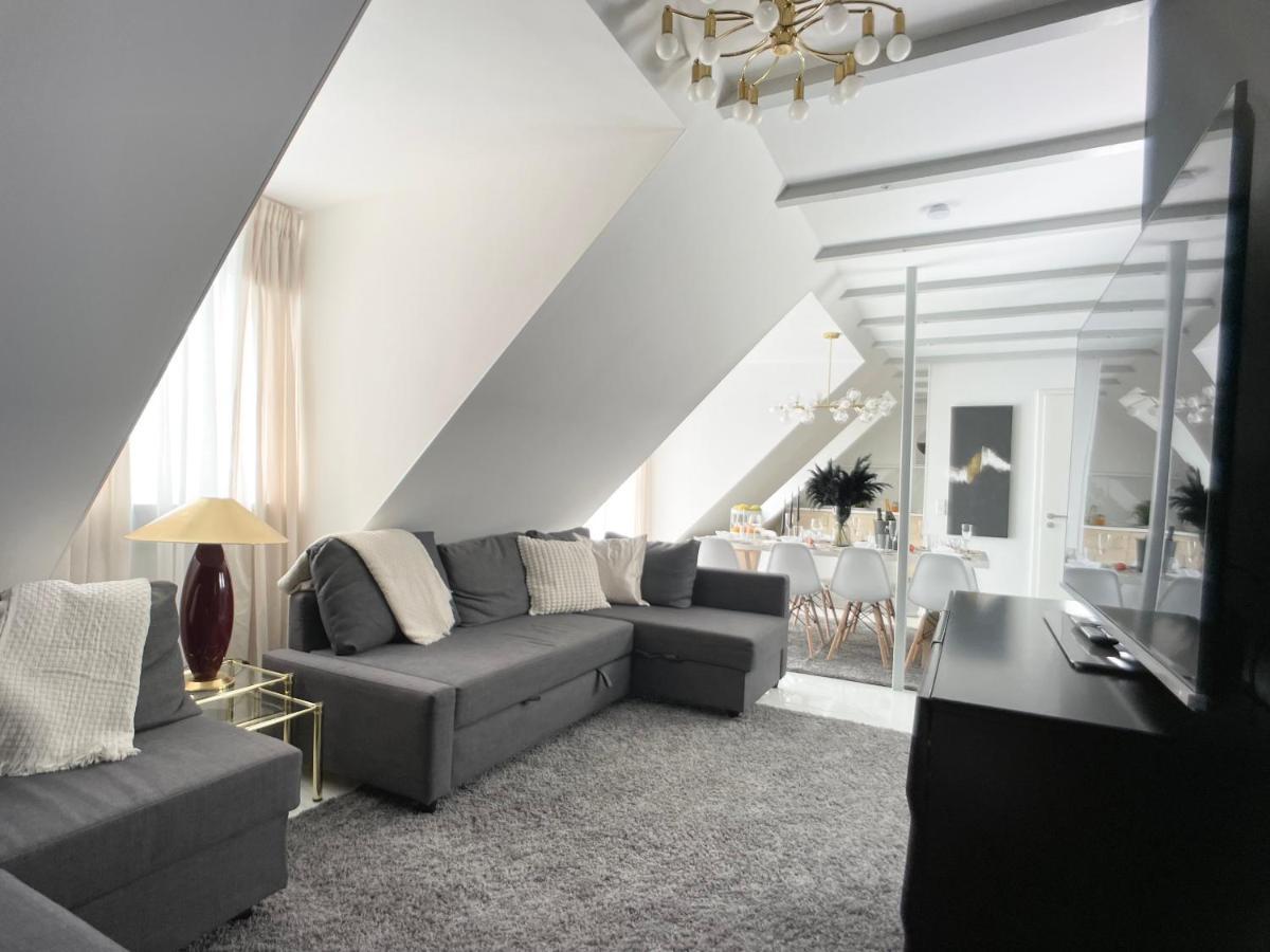 M-Style 04 Apartment Mit Balkon Und Gasgrill, 24H Self-Check-In, Free Parking, Netflix نورنبيرغ المظهر الخارجي الصورة