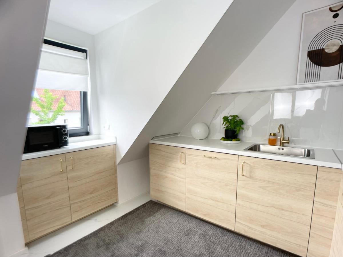M-Style 04 Apartment Mit Balkon Und Gasgrill, 24H Self-Check-In, Free Parking, Netflix نورنبيرغ المظهر الخارجي الصورة