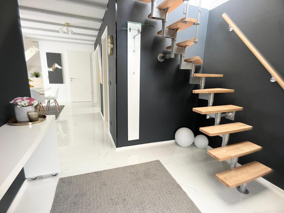 M-Style 04 Apartment Mit Balkon Und Gasgrill, 24H Self-Check-In, Free Parking, Netflix نورنبيرغ المظهر الخارجي الصورة